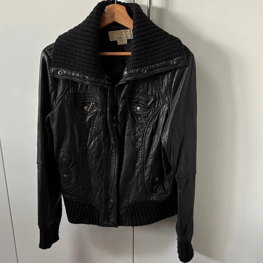Michael Kors Black Leather Jacket with Ribbed Collar size L - Picture 1 of 9